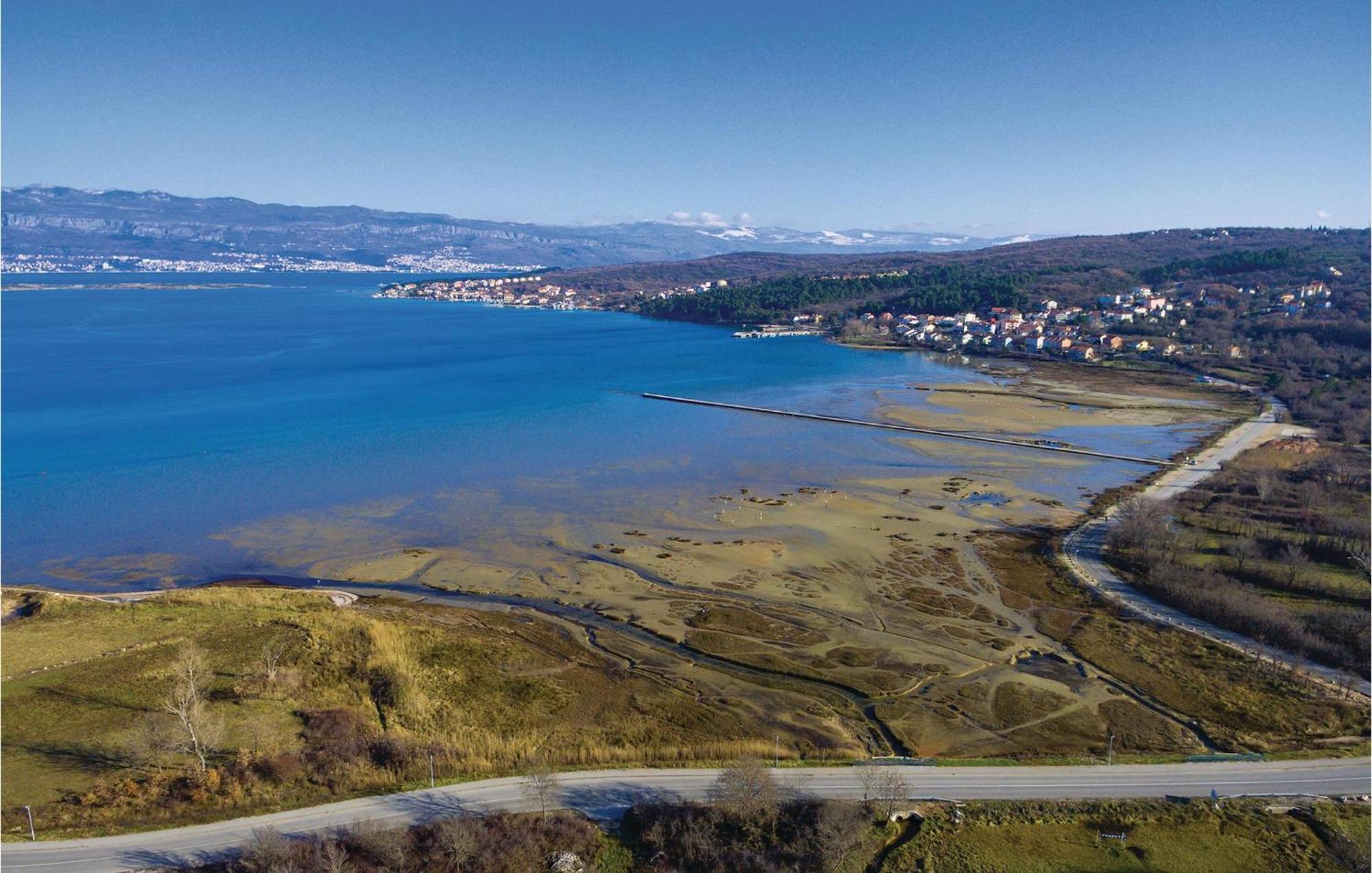 Gorgeous Apartment In Cizici With House Sea View Exteriér fotografie