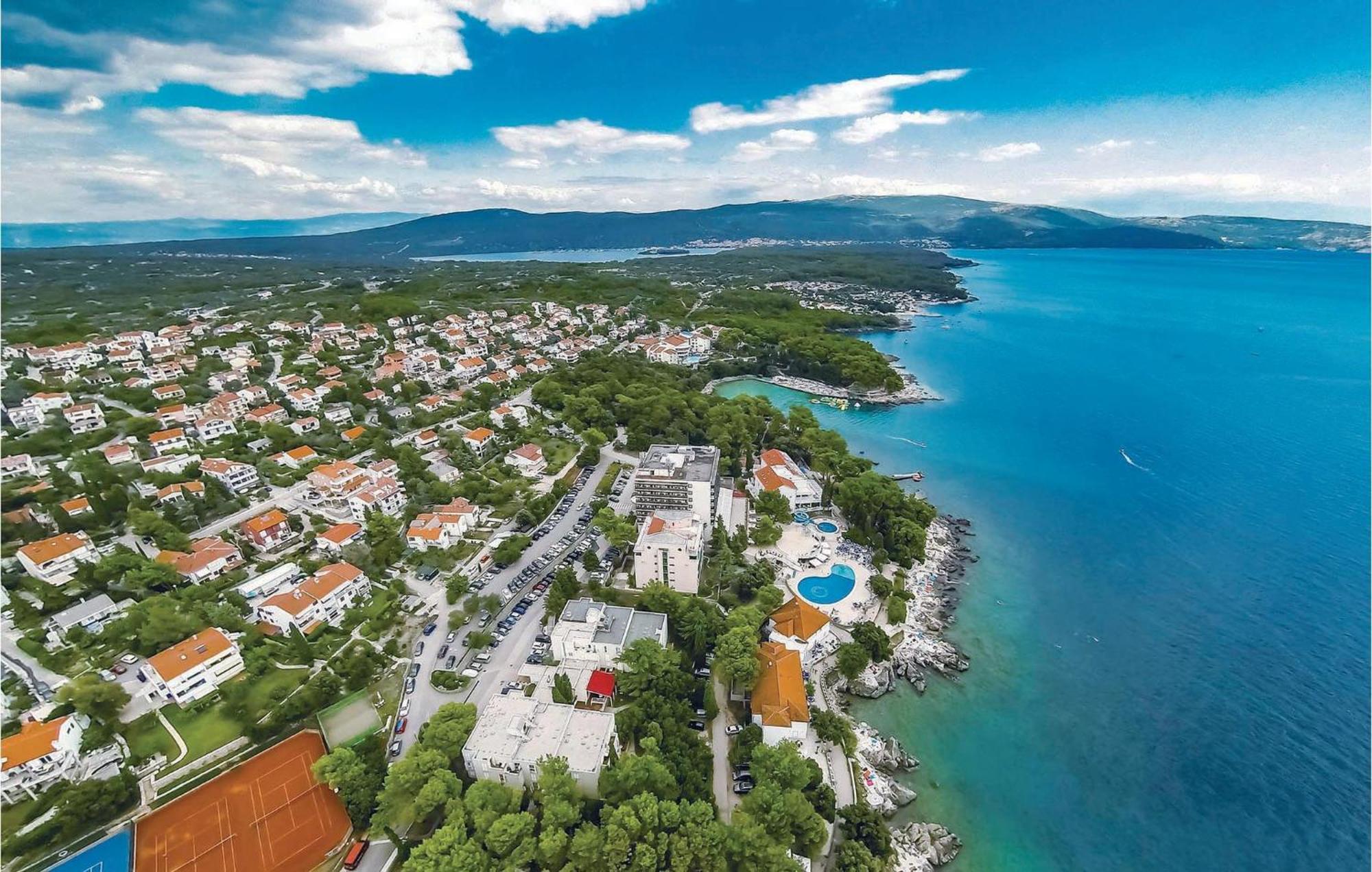 Gorgeous Apartment In Cizici With House Sea View Exteriér fotografie